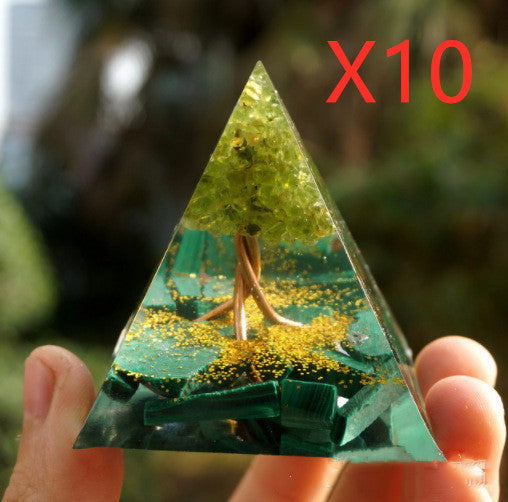 Pyramid Decoration Natural Crystal Spiritual Resin Craft